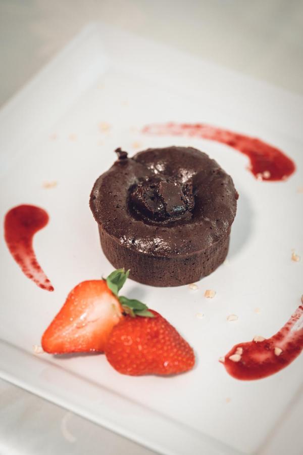 Cuiseaux Logis Hotel Restaurant & Pizzeria Vuillot מראה חיצוני תמונה