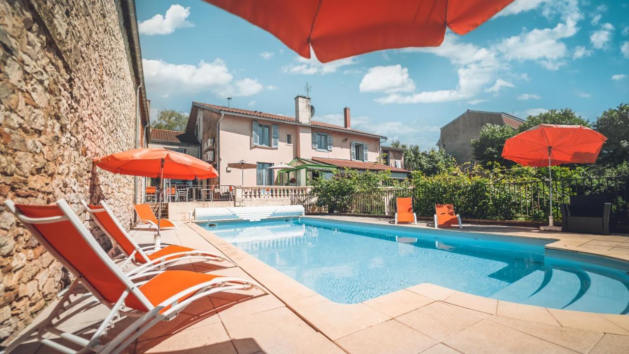 Cuiseaux Logis Hotel Restaurant & Pizzeria Vuillot מראה חיצוני תמונה