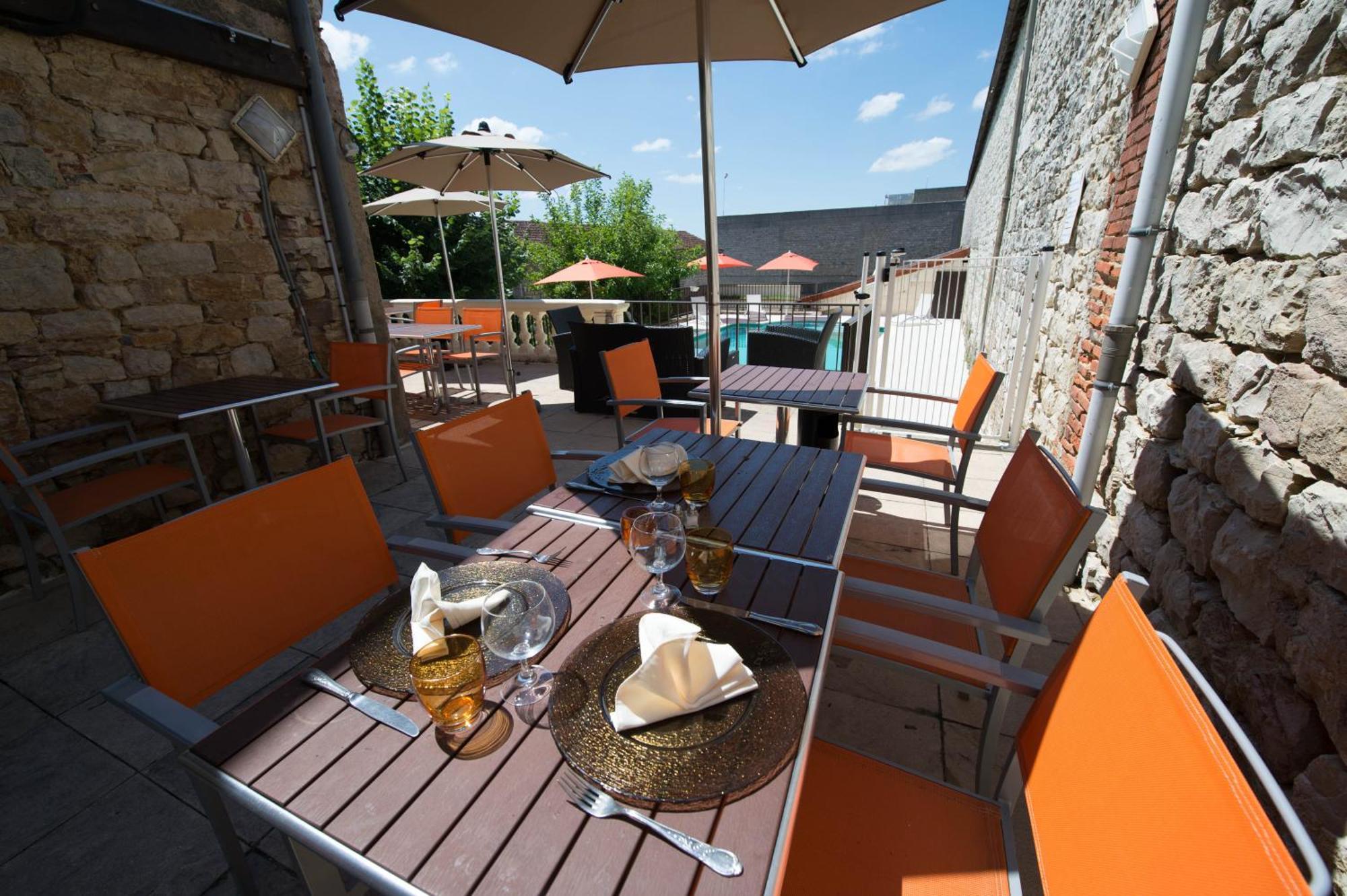 Cuiseaux Logis Hotel Restaurant & Pizzeria Vuillot מראה חיצוני תמונה